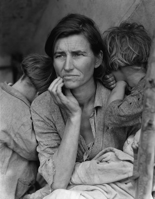 Lange, Dorothea_Imigrant Mother. Destitute pea pickers in California. Mother of seven children. Age thirty-two. Nipomo, California_1936.jpg Lange, Dorothea_Imigrant Mother. Destitute pea pickers in California. Mother of seven children. Age thirty-two. Nipomo, California_1936.jpg
