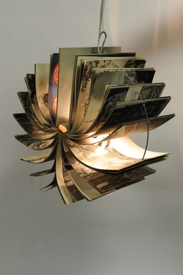 Glück, Eva_D Leuchte_Kunstbuch mit Metallring_2_gym11_2014-15.jpg